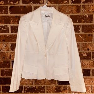 White Blazer Donna Rae Size 12